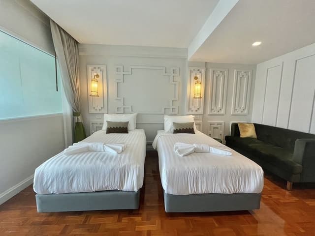 Deluxe Twin Room