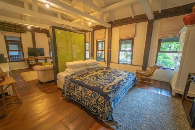 Culture villa with private pool