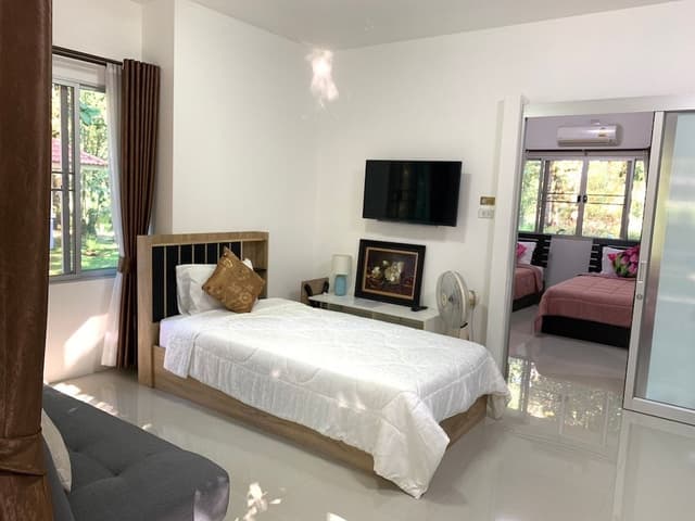 Deluxe Triple Room