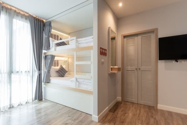 Jasmine Room 4 Beds