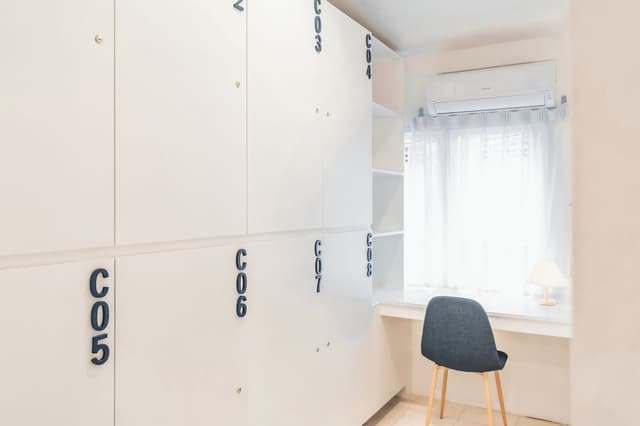 8-Bed Female Dormitory with Shared Bathroom