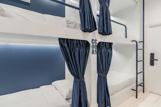 8-Bed Female Dormitory with Shared Bathroom