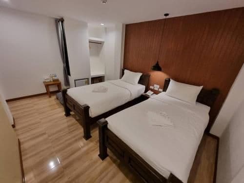 Standard Twin Room