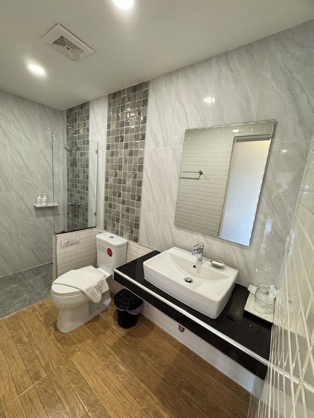 Standard Double Room, City View