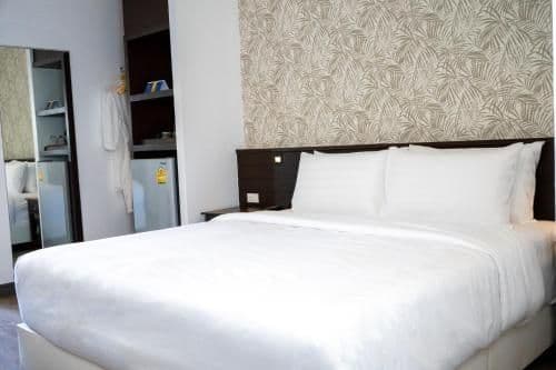 Garden View King Room