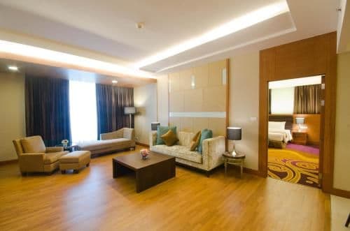 Deluxe Suite