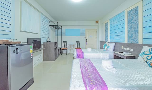 Standard Twin Room