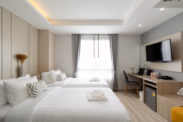 Standard Twin Room