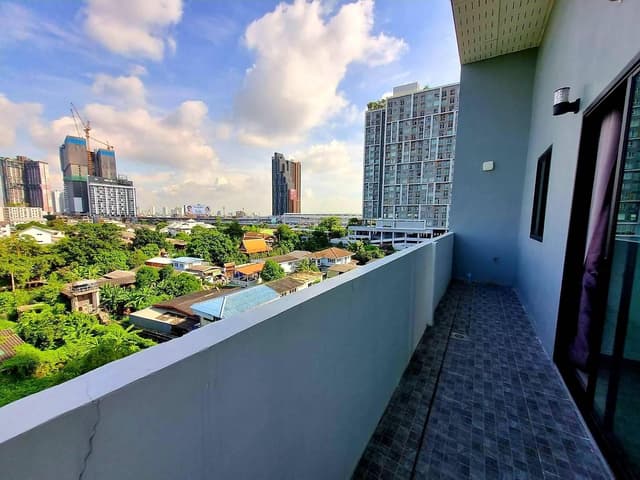 Suite Room for 2 People