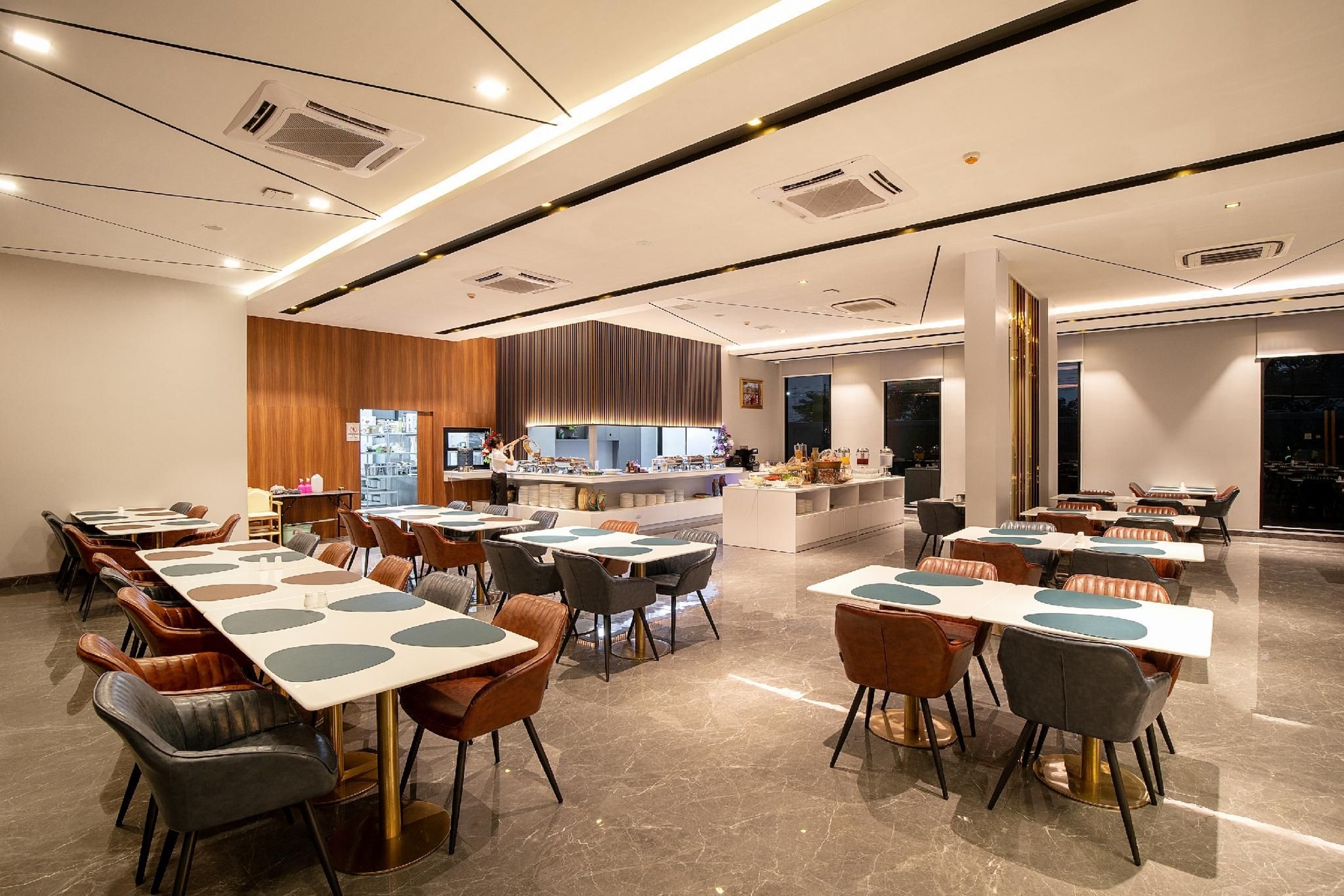 โรงแรมคริสตัล ศรีวารี สุวรรณภูมิ (Crystal Srivaree Suvarnabhumi Hotel)2