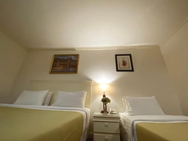 Deluxe Triple Room