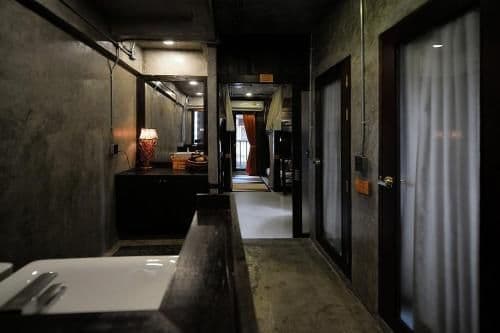 Quadruple Room with Private Bathroom