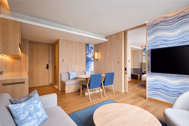 KING DELUXE SUITE RIVER VIEW