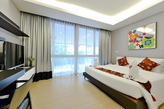 2 Bedroom Suite
