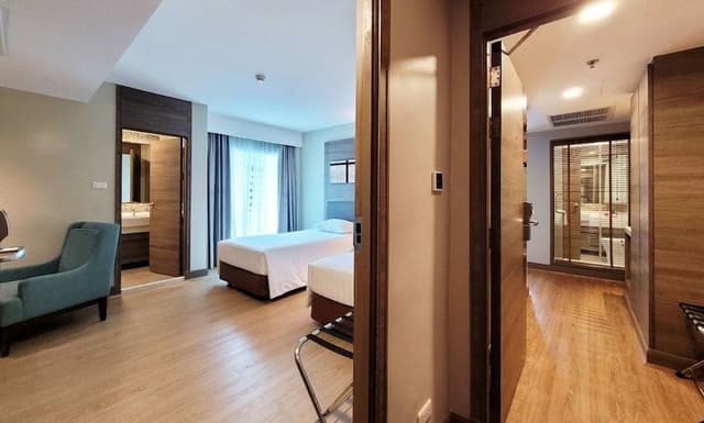 2 Bedrooms Premier (6 pax)
