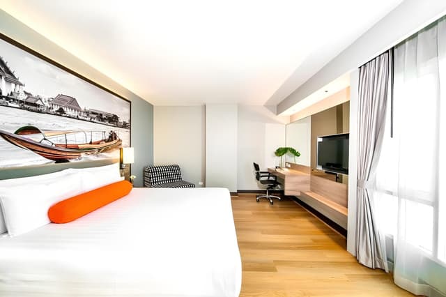1 Bedroom Suite