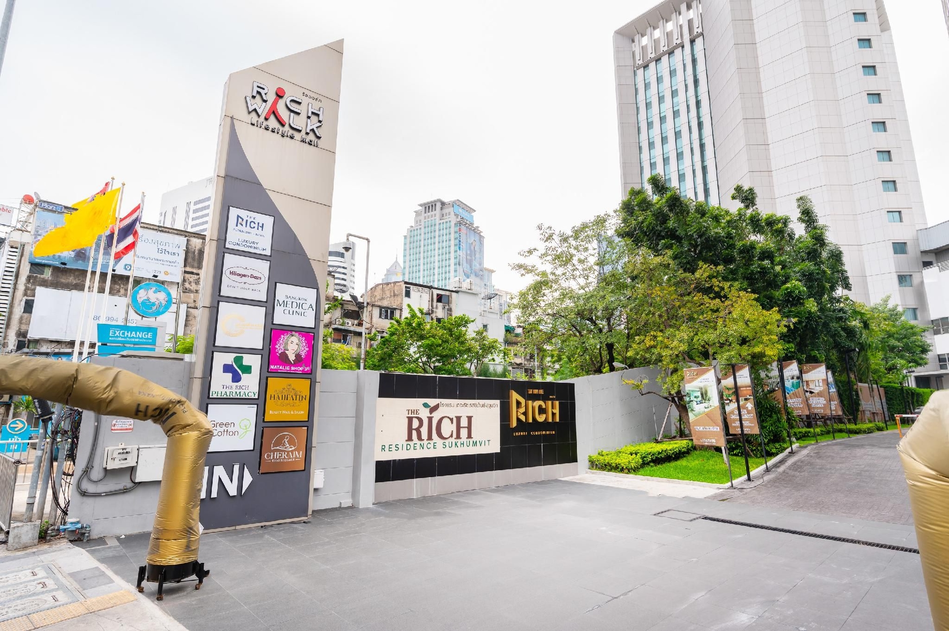 The Rich Residence Sukhumvit Nana3