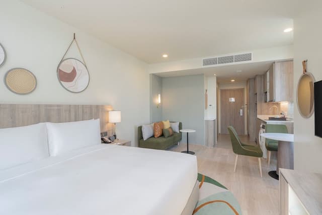 Studio Suite, 1 King Bed, Kitchen (Living Area)