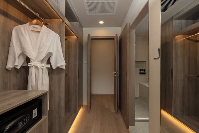 Suite, 1 Bedroom, Kitchen (Living Area)