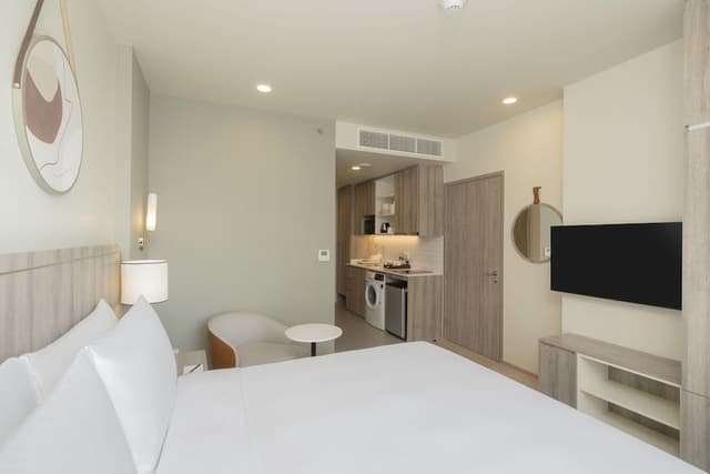 Room, 1 King Bed, Accessible, Kitchen