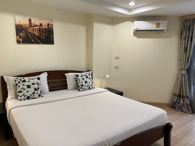 Deluxe Room, Balcony