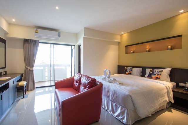 Deluxe Double or Twin Room