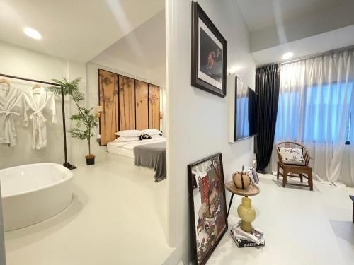 โยโล แบงค็อก บูติค โฮเทล (YOLO Bangkok Boutique Hotel)1