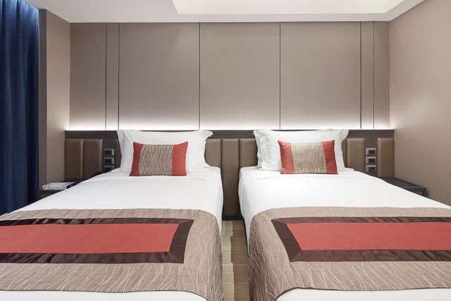 Premier Twin Room