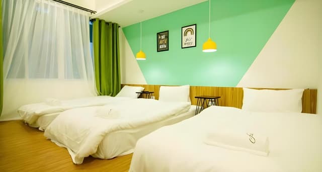Japanese Style Twin with Shared Bathroom
