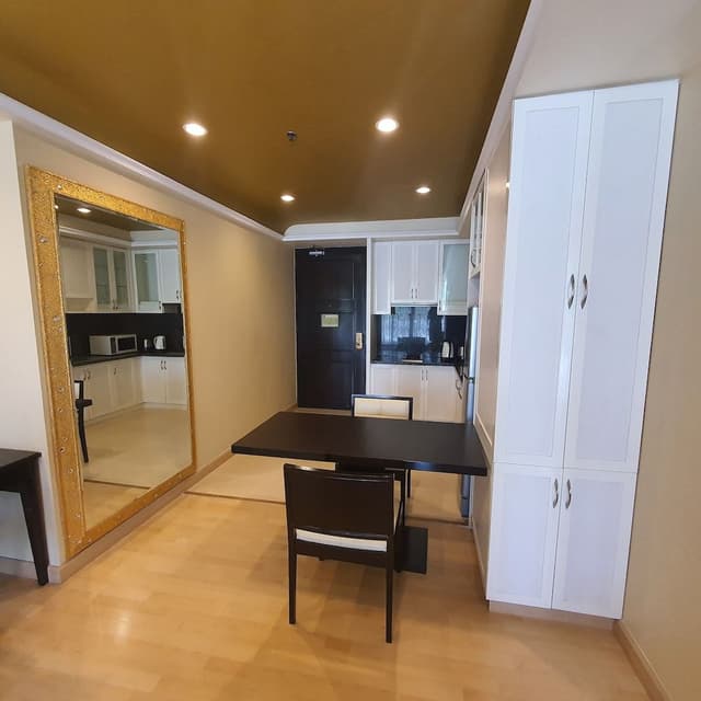 Admiral One Bedroom Suite
