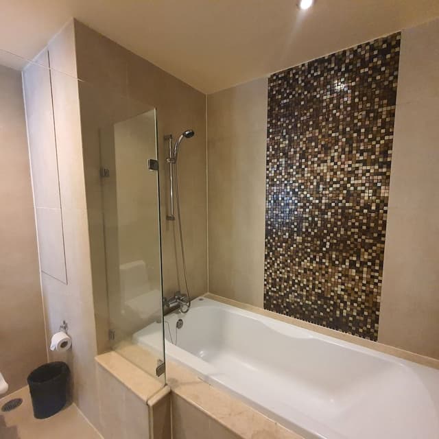 Admiral One Bedroom Suite