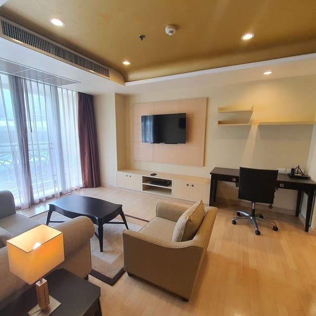 Admiral One Bedroom Suite