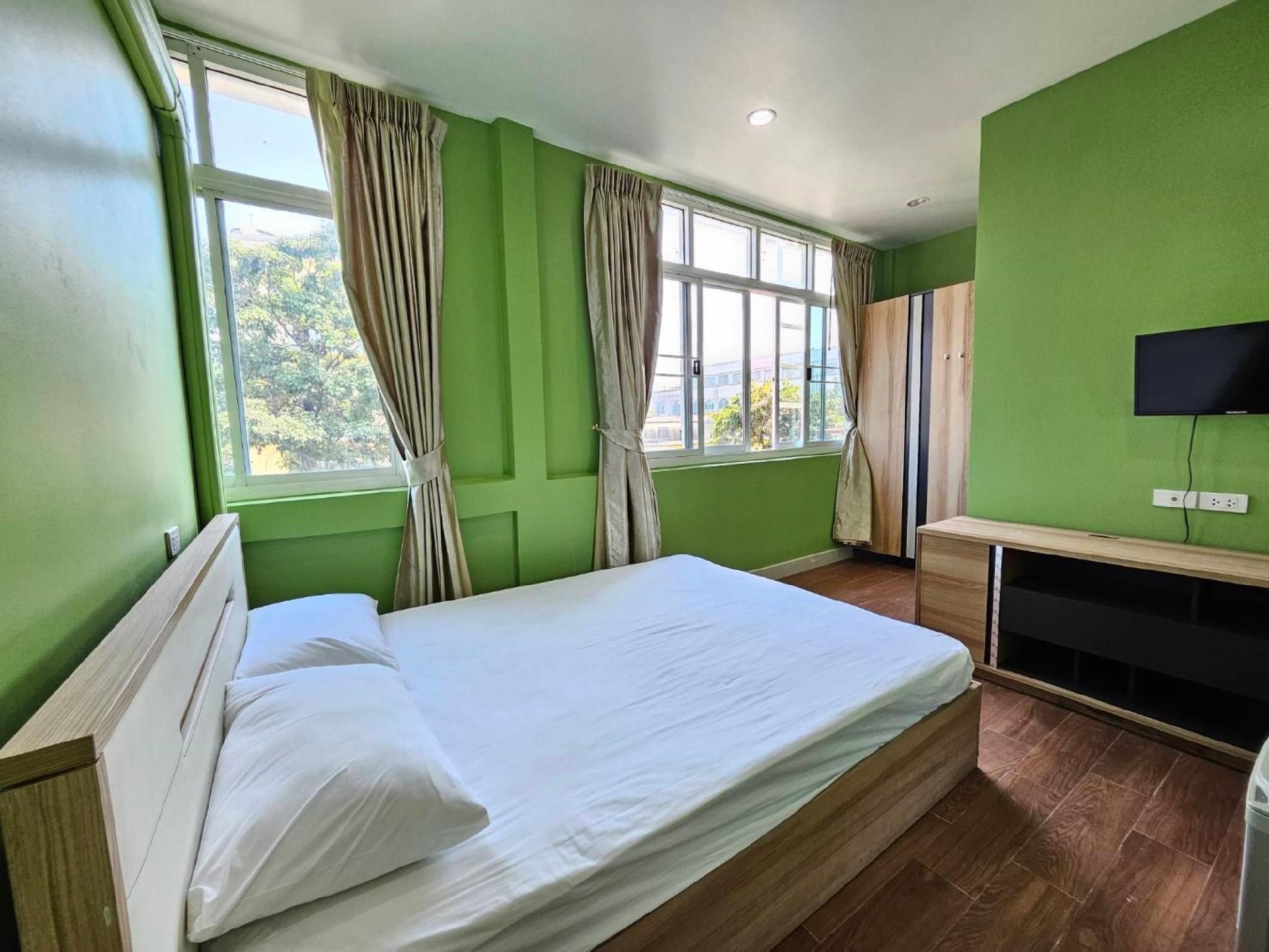 บ้านพินท์ โฮเทล (Baanpin Hotel)1