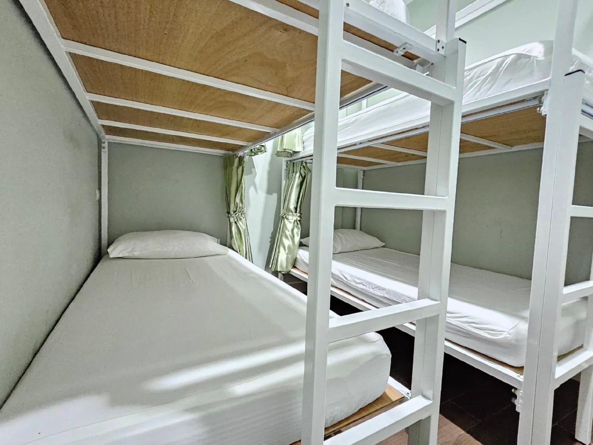 บ้านพินท์ โฮเทล บ้านพินท์ โฮเทล