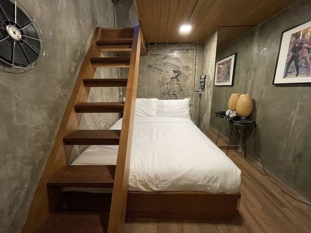 Loft Theatre Double Room