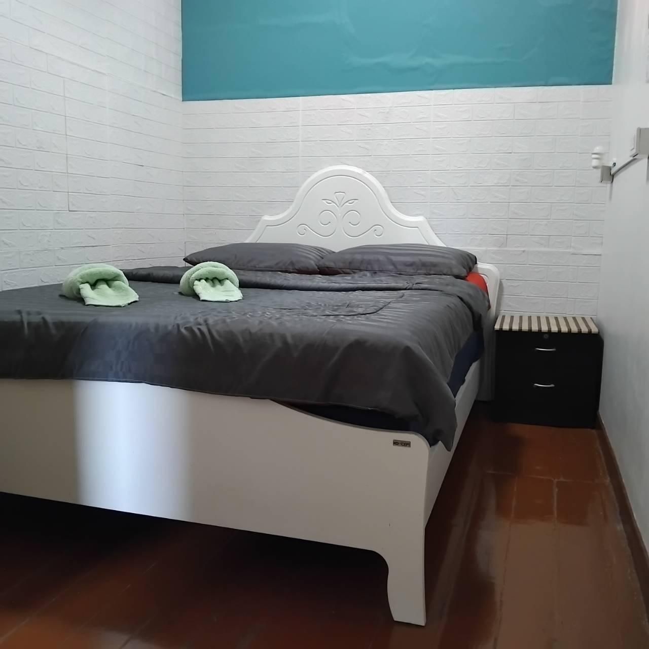 สลีปวิทมี โฮสเทล (sleep with me hostel)0