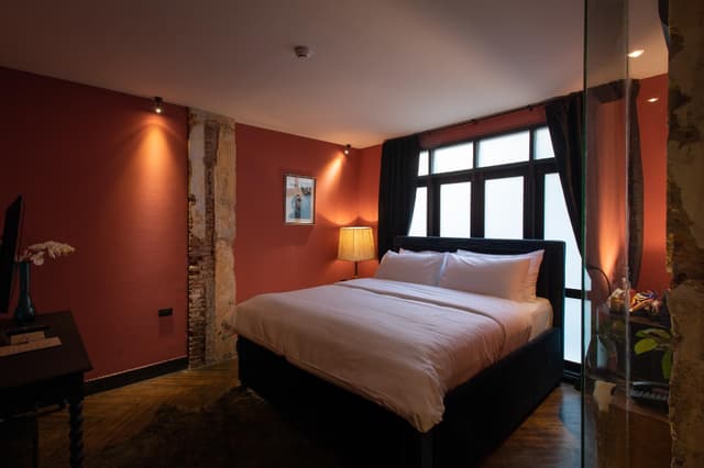 Premier Room