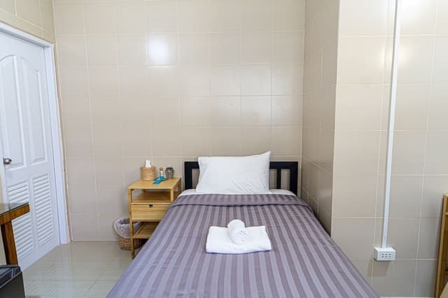 Economy Single Room