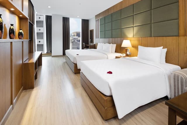 FAMILY SUITE City View with daily afternoon tea