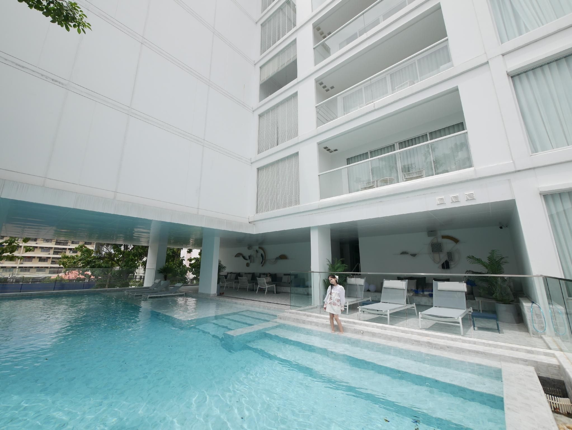 ชามา เย็นอากาศ กรุงเทพ (Shama Yen-akat Bangkok)1