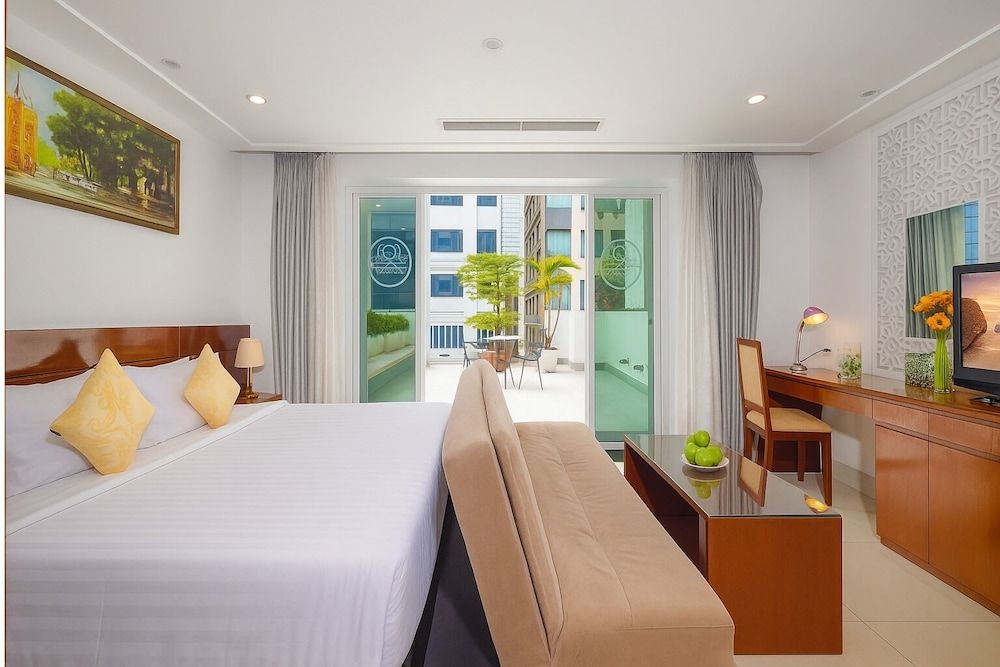 White Lotus Hotel4