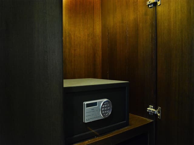 Premier Room