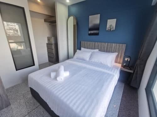 2 Bedroom