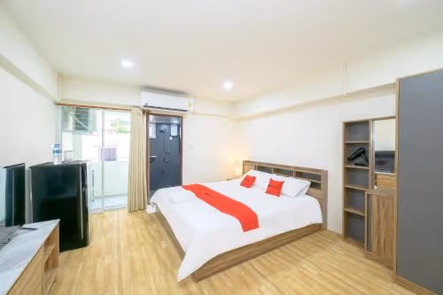 Deluxe Room with Balcony