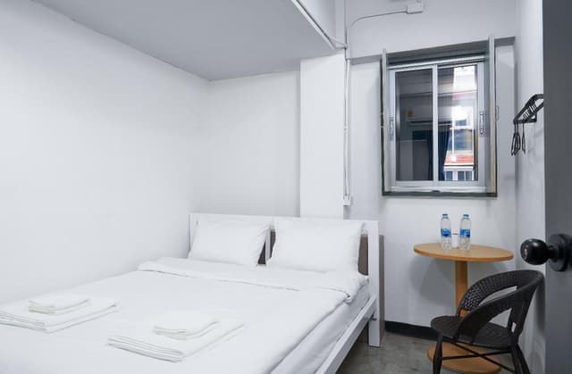 Queen Room with Shared Bathroom