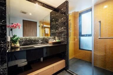 Junior Studio Suite, 1 King Bed, Kitchenette