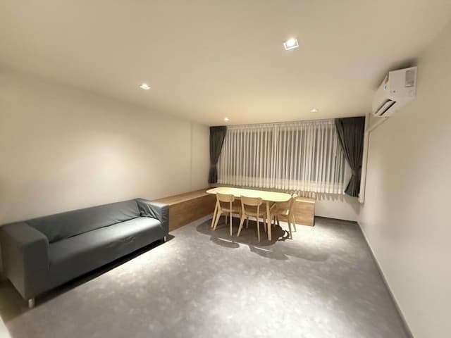 Deluxe Duplex