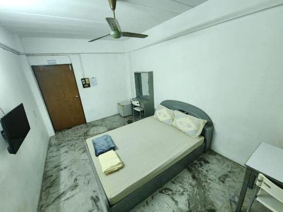 Double Room (Fan)