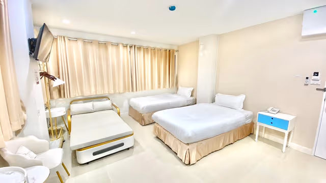 Deluxe Twin Room