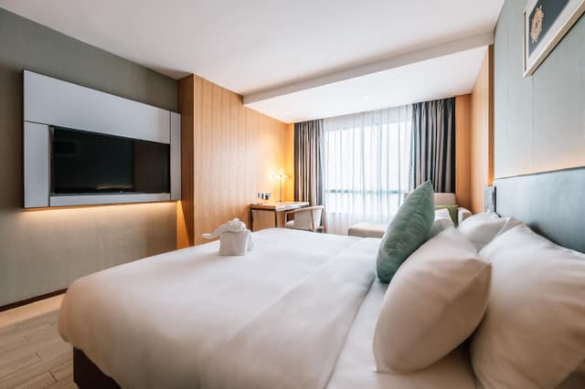 Deluxe King Room